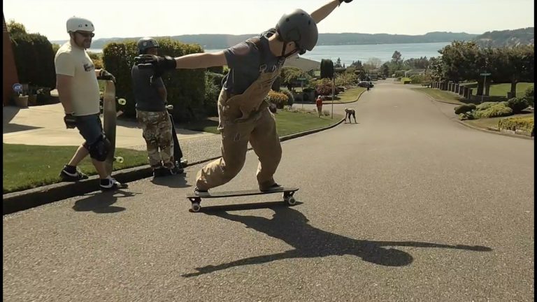 Longboarding Slide Jam Manobra num Longboarding Slide Jam